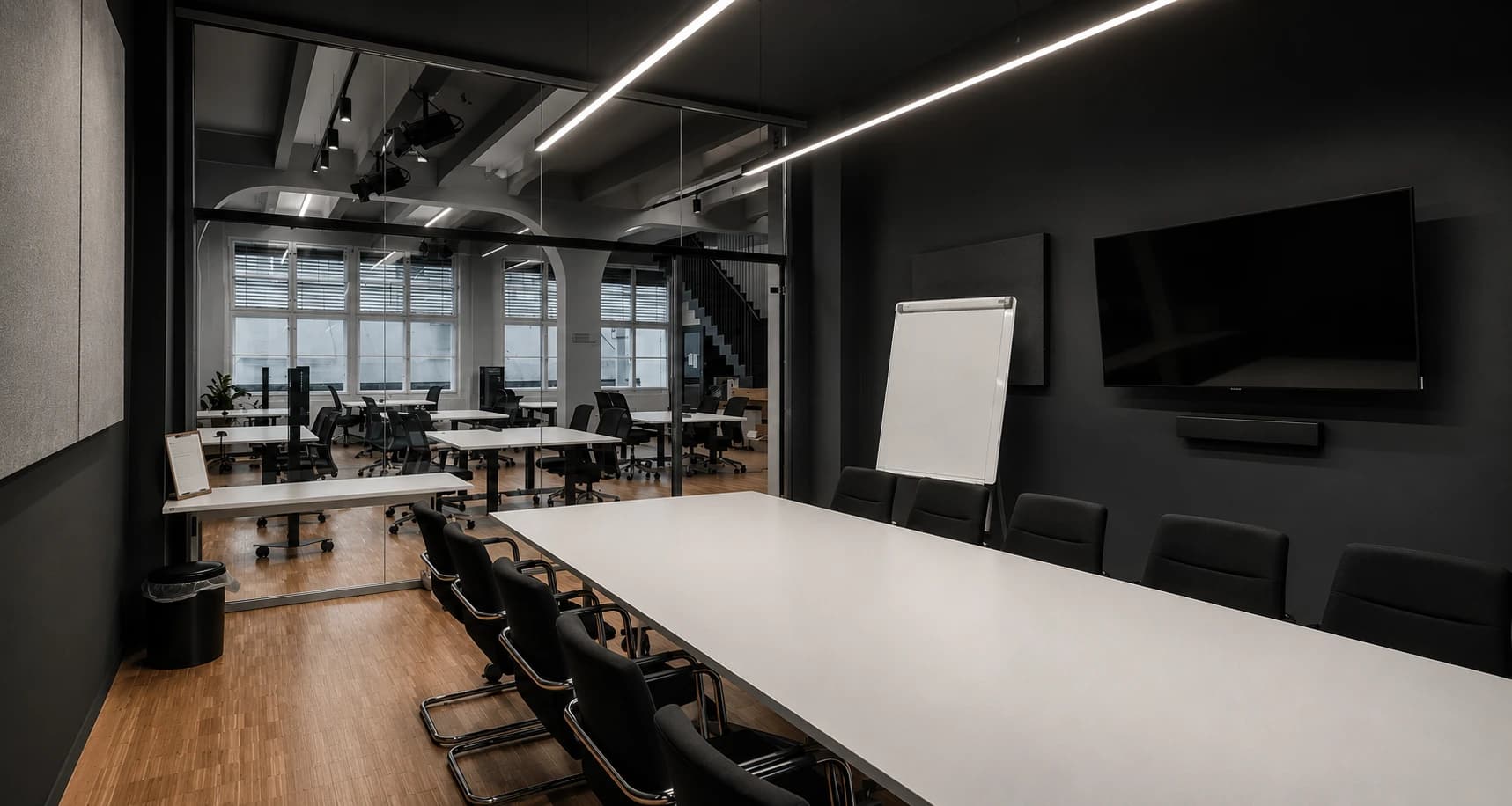 Pracovní prostor digitálního studia CURIA pro strategii, design a vývoj