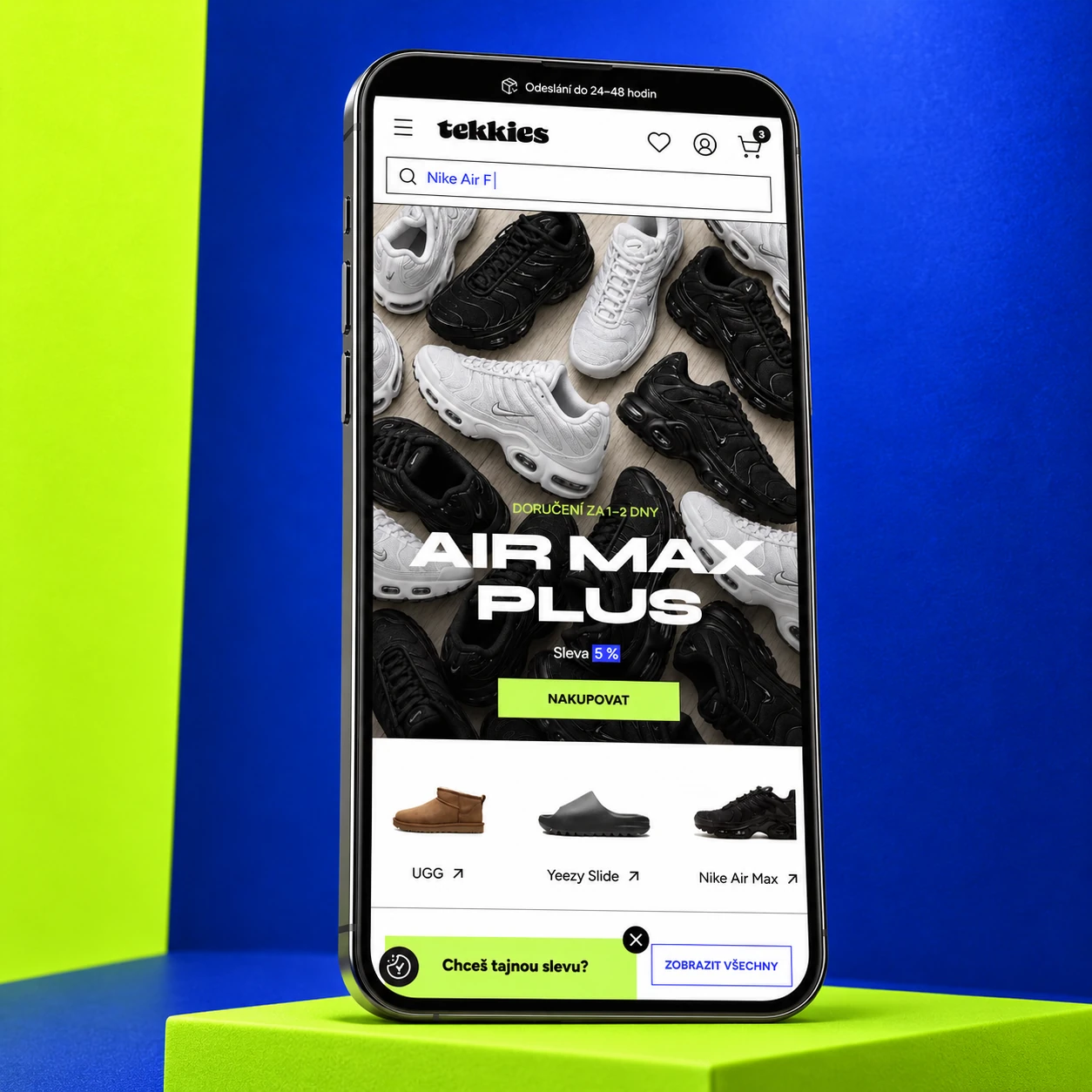 Mobilní úvodní stránka e-shopu TEKKIES s nabídkou tenisek a přehlednou navigací